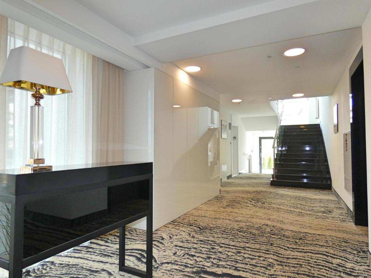 Azure Baltic Apartamenty B&M Kolobrzeg Bagian luar foto