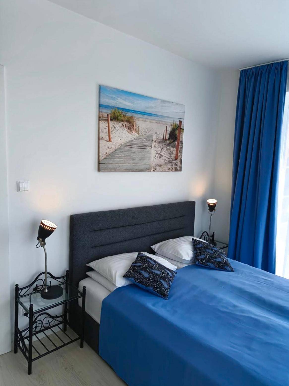 Azure Baltic Apartamenty B&M Kolobrzeg Bagian luar foto