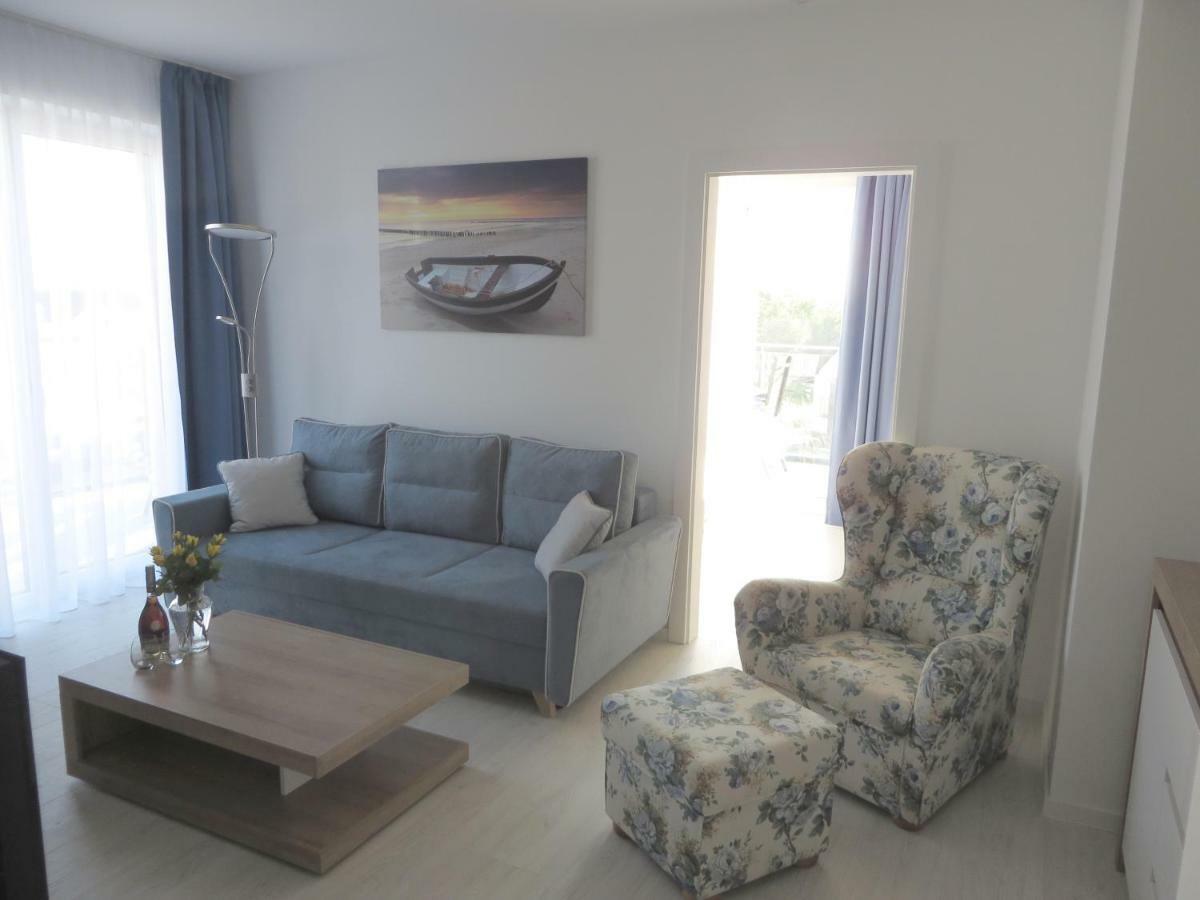 Azure Baltic Apartamenty B&M Kolobrzeg Bagian luar foto