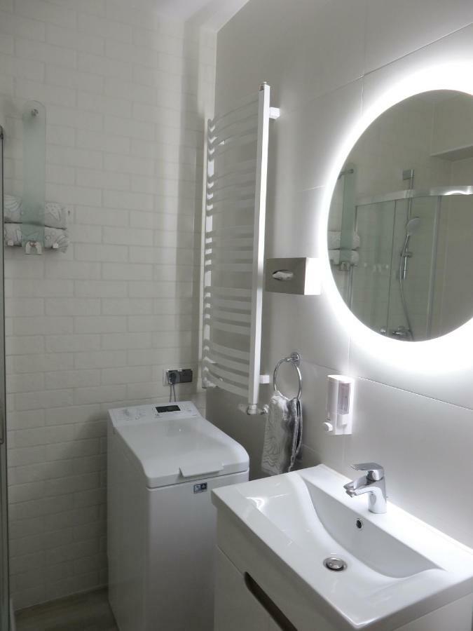 Azure Baltic Apartamenty B&M Kolobrzeg Bagian luar foto